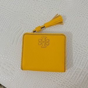 Tory burch wallet